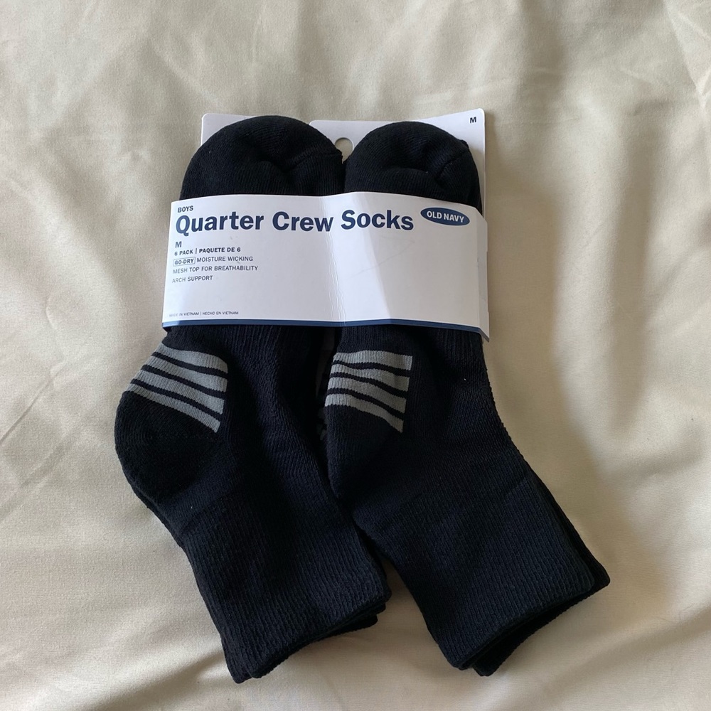 Old Navy 6-pack Black Moisture Wicking Mesh Top Socks NWT